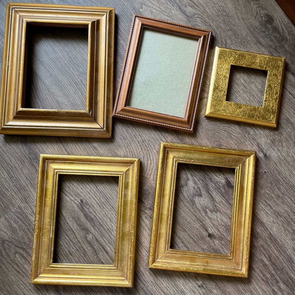 COPY - Gold/Brown Picture Frames